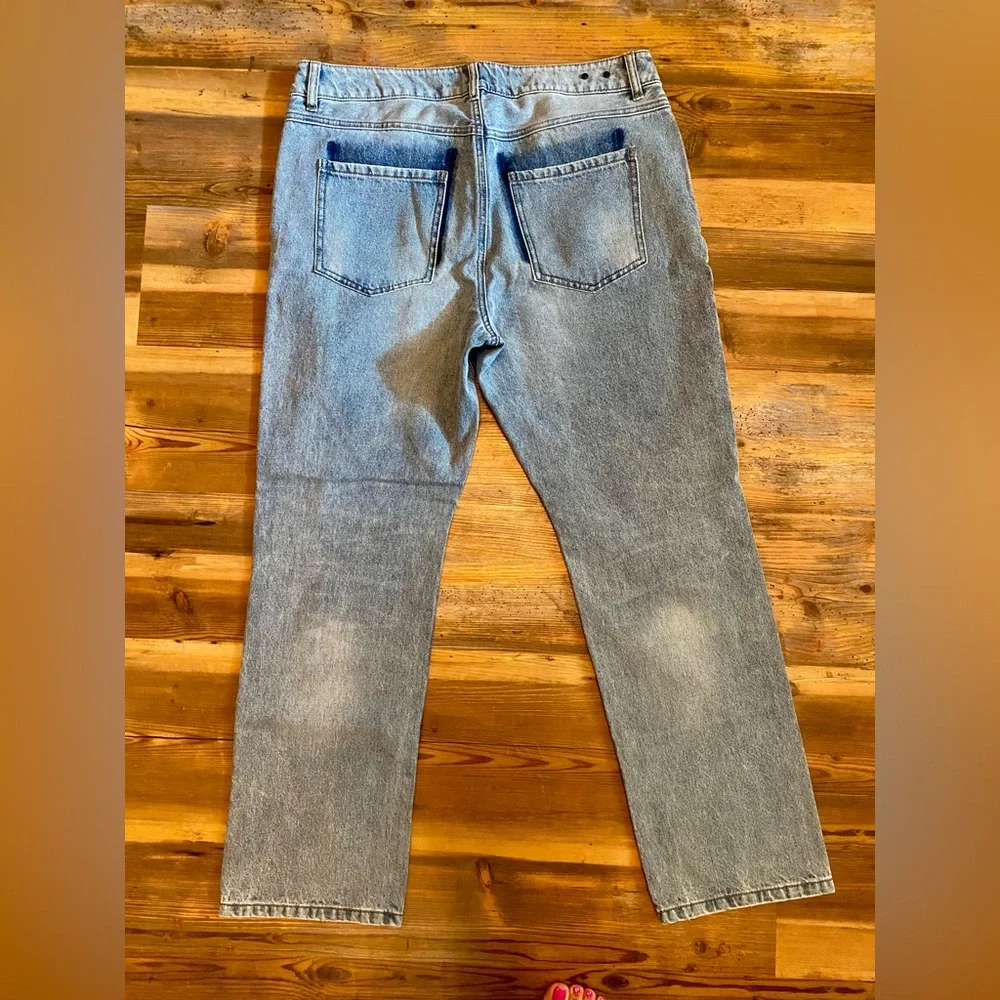 Cabi 100% Boyfriend Distressed Jeans NWOT - Picture 4 of 7